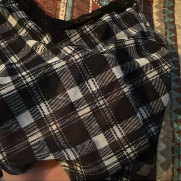 NWT Hollister Crop Tank Small - Picture 4 of 6